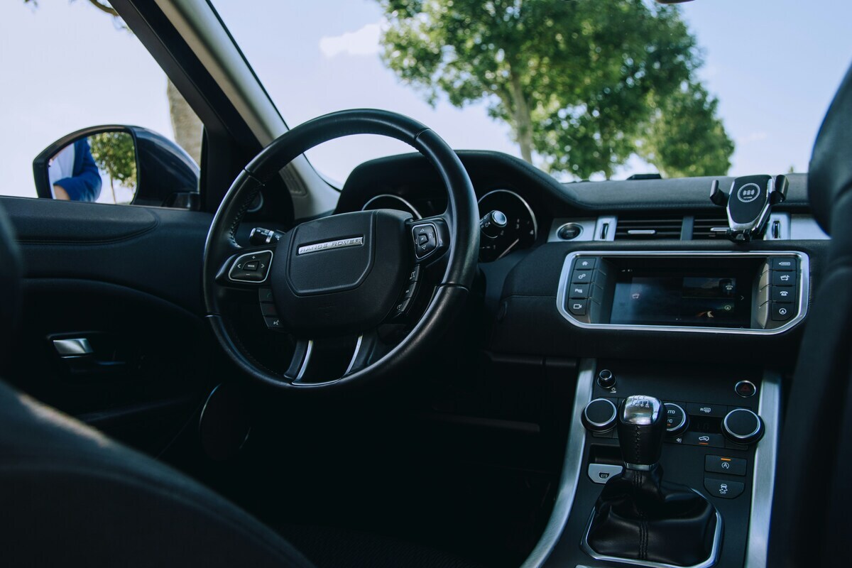 автомобиль кожаный руль